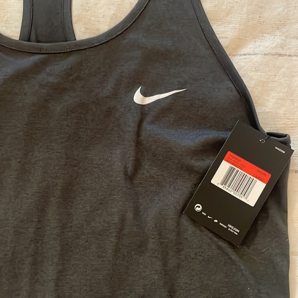 NWT Nike Tank Top - Picture 4 of 6
